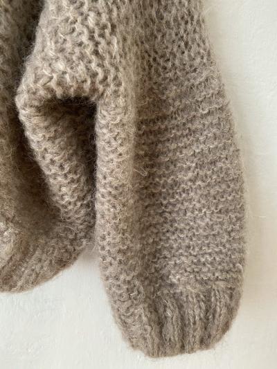 Ruke Fluffy Kardigan – Wzór na drutach dla początkujących