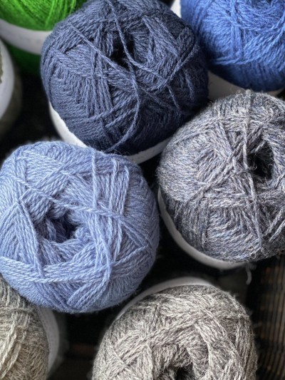 Ruke Knit Wool, włóczka wełniana, 100 g / 350 m